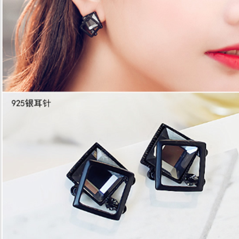 S925 ago d'argento nuovo design promozione gioielli di moda semplice temperamento di cristallo nero orecchini geometrici femminili di tendenza