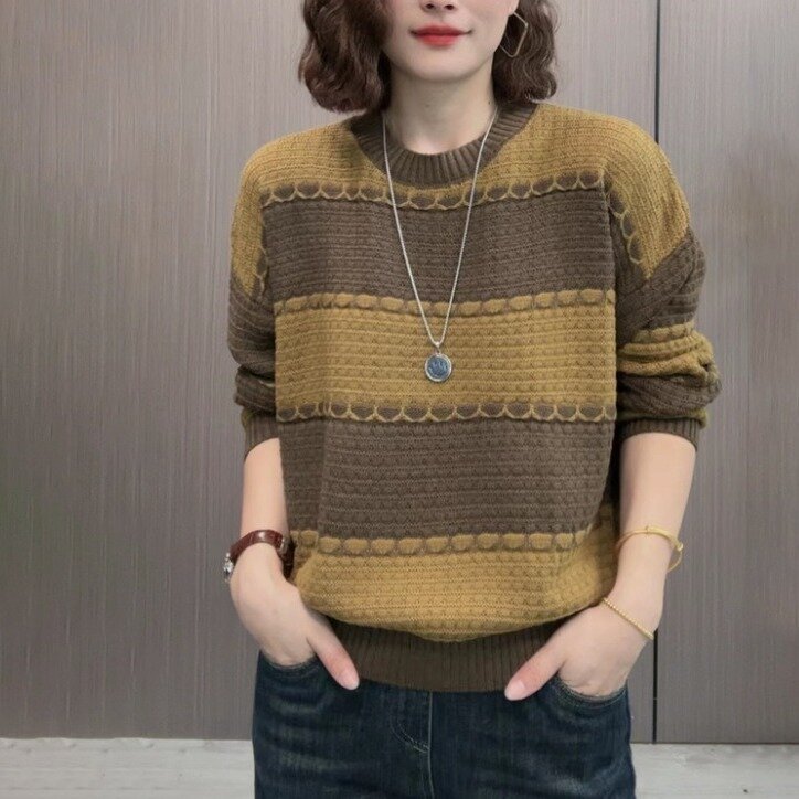 女性のラウンドネックTシャツ,春と秋のセーター,対照的な色,ファッショナブルなセーター