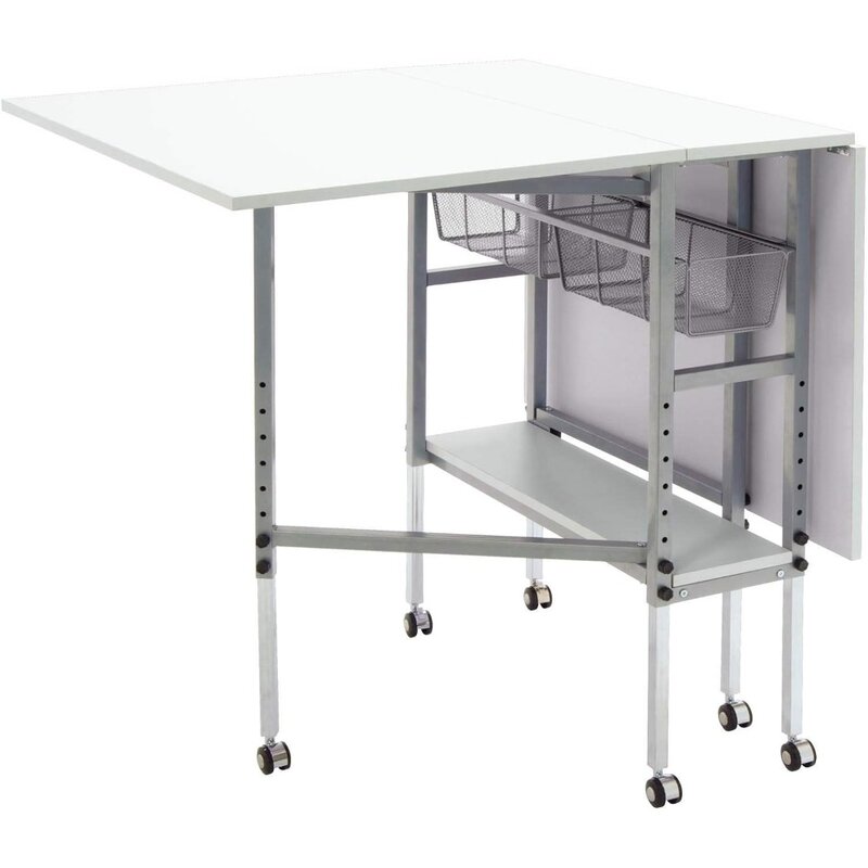 Mesa de arte y corte de 58,75 "W x 36,5" D, mesa blanca para manualidades con 2 cajones de almacenamiento de malla, plateada/blanca