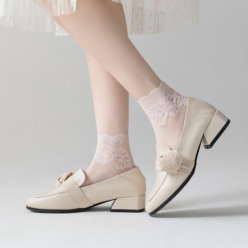 Mulheres verão invisível rendas meias antiderrapantes meias rasas finas floral malha curto tornozelo meio tubo respirável meias de seda feminina