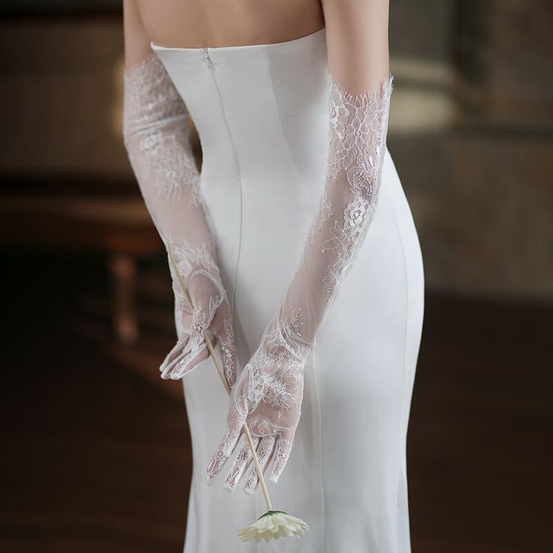 Sarung tangan pernikahan kualitas tinggi kain Tule berongga renda panjang putih Aksesori pesta gaun wanita Semua jari