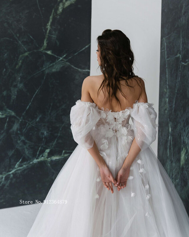 Gaun Pernikahan Bunga 3D Penjualan Laris Anggun dengan Lengan Dapat Dilepas Gaun Pernikahan Gaun Pengantin Sweetheart Aplikasi Punggung Terbuka