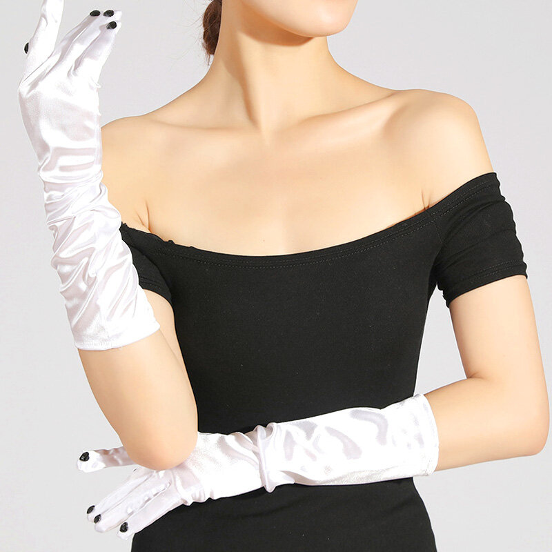Fashionable New Lace Sunscreen Gloves New Personalized Flower Diamonds Satin Decoration Thin Gloves Clothing Accessories
