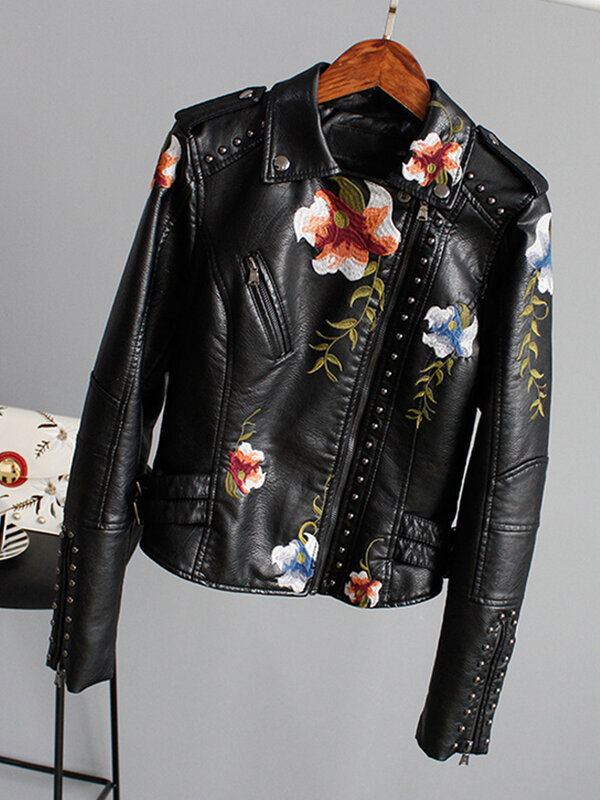 女性のための花柄の刺繍が施された柔らかい合成皮革のオートバイのジャケット,黒いパンク