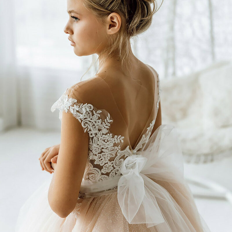 2024 gaun perempuan bunga punggung terbuka renda Tulle gaun pesta pengiring pengantin Junior Vintage pernikahan gaun Komuni Pertama 4 sampai 8 tahun