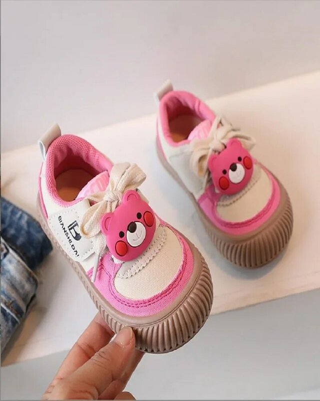Sepatu anak perempuan Korea, sepatu anak perempuan sol lembut sepatu kanvas bayi anak laki-laki anak-anak kasual dalam ruangan ukuran 22-31 2024