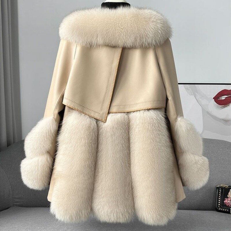 2023 cappotto di erba di pelliccia di volpe di pelle intera cappotto di un pezzo di pelliccia di media lunghezza invernale da donna cappotto alla moda e sottile