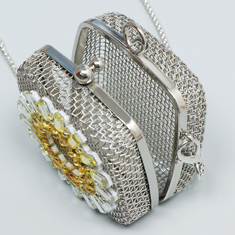 DAEYOTEN-Bolso pequeño con diamantes de imitación para mujer, minibolsa con pintalabios, Red de Metal, para auriculares, bandolera de hombro, cadena, ZM1537, 2023