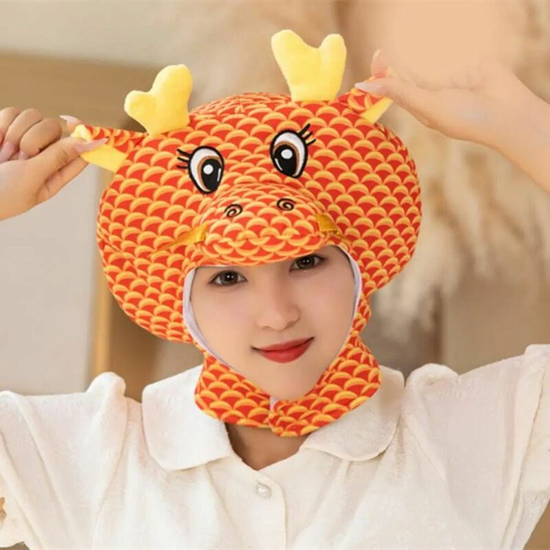 Cartoon Drachen Kopf bedeckung 3d flauschige Plüsch Hut Fotografie Requisite Dress-up Haarschmuck Leistung Hut Neujahr Party Kostüm