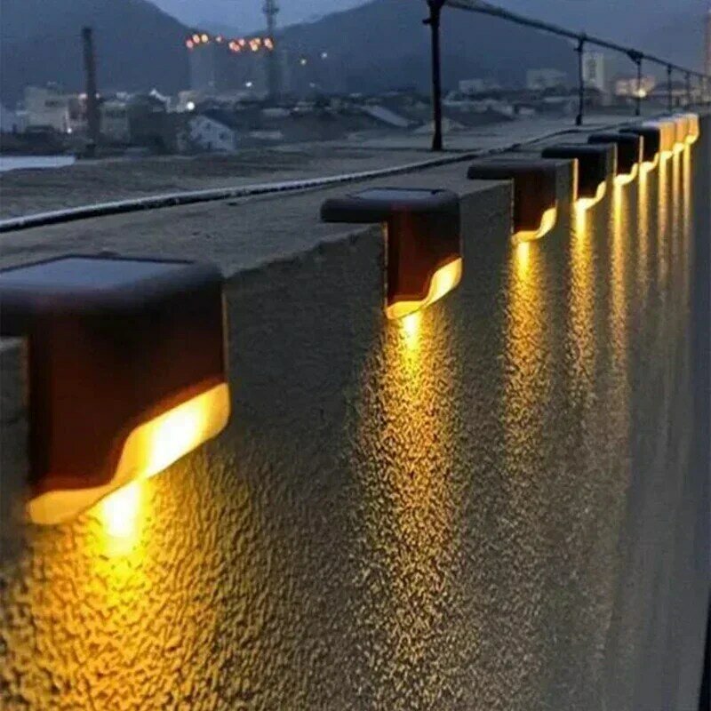 Luci solari per ponti confezione da 16 luci per gradini per esterni luci solari a Led impermeabili per ringhiere scale recinzione per gradini Patio e percorso