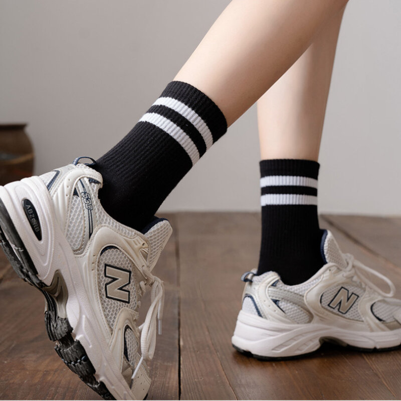 3足の男性用カジュアル靴下快適純色通気性スポーツ靴下男女用スポーツ靴下