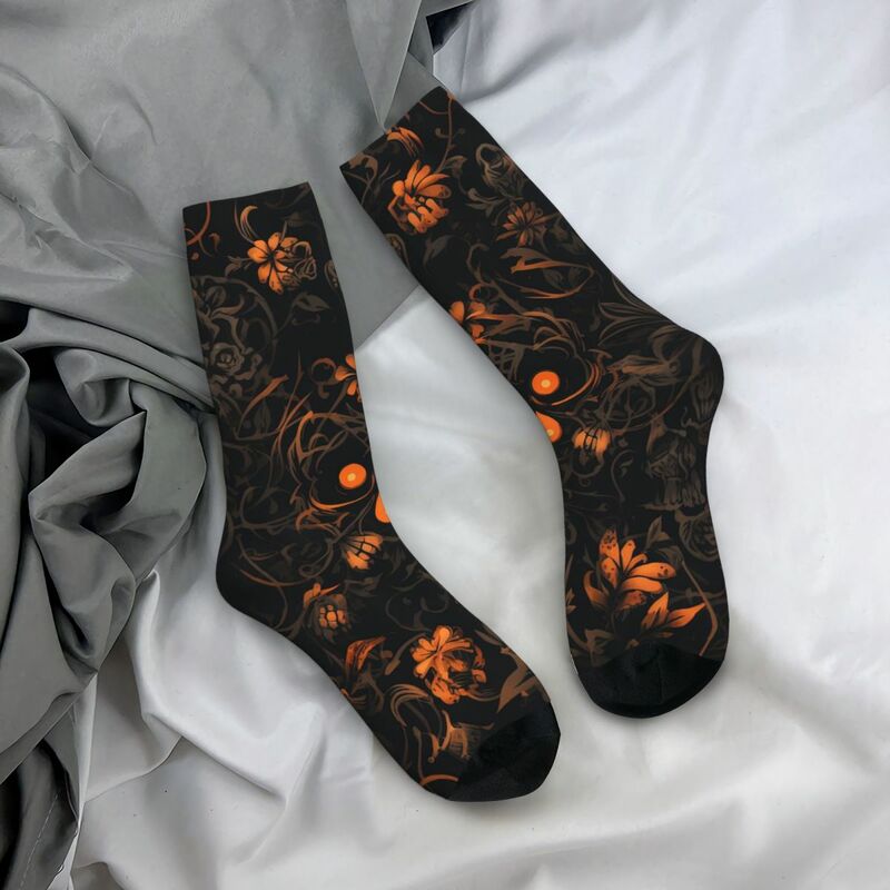 Schwarze und orange Blumen mit Schädeln auf ihnen lustige Socken für Frauen Männer Neuheit Street Style verrückte Frühling Sommer Socken Geschenke