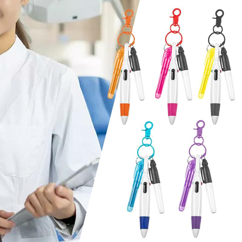 Długopis z karabińczykiem Chowany wielofunkcyjny przenośny prezent na dzień pielęgniarek Kompaktowy brelok do kluczy z długopisem dla pielęgniarek