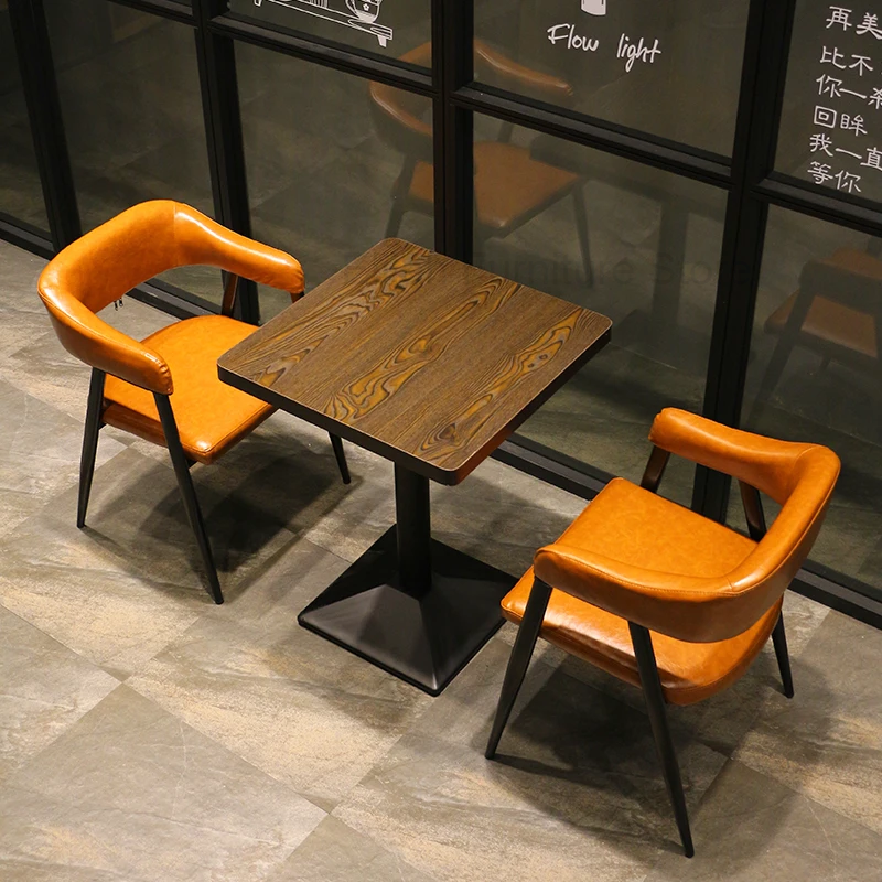 Table basse ronde mobile, chaises de salon, centre de restaurant, meubles modernes du milieu du siècle