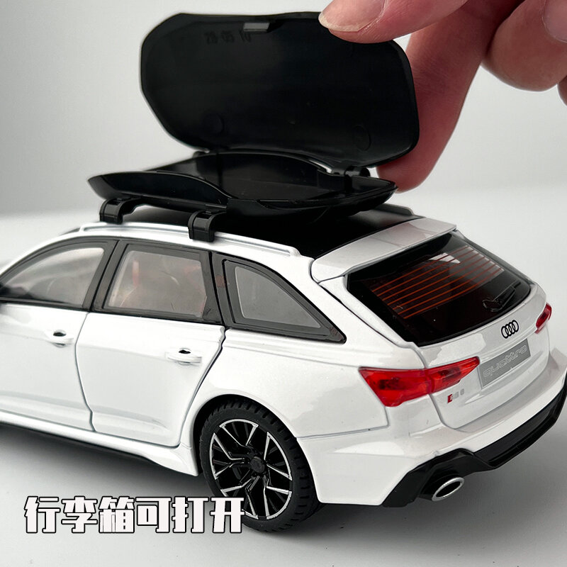 Audi RS6 Quattro Station Wagon Toy para crianças, modelo de carro, volante, som e luz, colecionáveis, presente de aniversário, 1:24