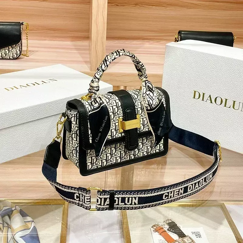 Famous Designer Luxury Brand Shoulder Messenger Bags High Quality Embroidery Small Square Bags Women Purse And Handbags Sac