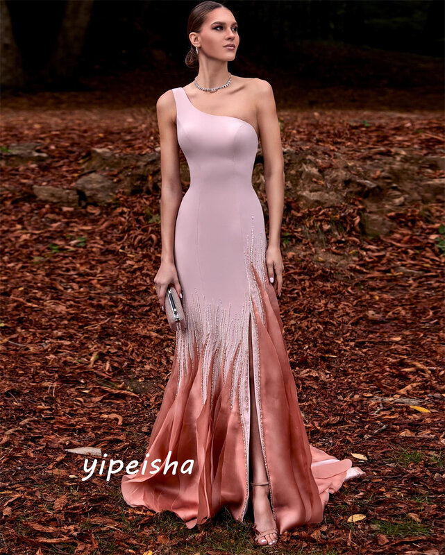 Yipeisha 절묘한 하이 퀄리티 원숄더 인어 비즈 페일렛, 스팽글 스윕, 브러쉬 Charmeuse 이브닝 드레스