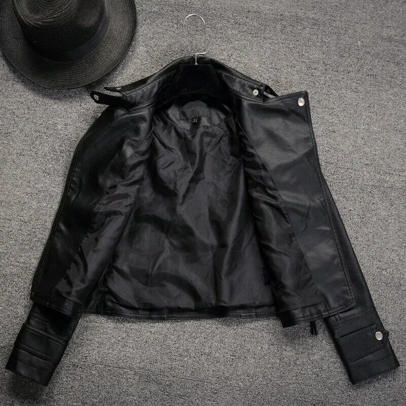 Jaket kulit PU wanita, mantel pendek hitam kerah Lapel ramping musim gugur untuk motor kasual bulu palsu