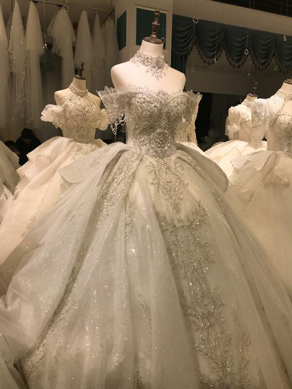 Kisswhite-vestido de novia con hombros descubiertos, traje de lujo con cristales brillantes, color verde, Colección, nuevo diseño