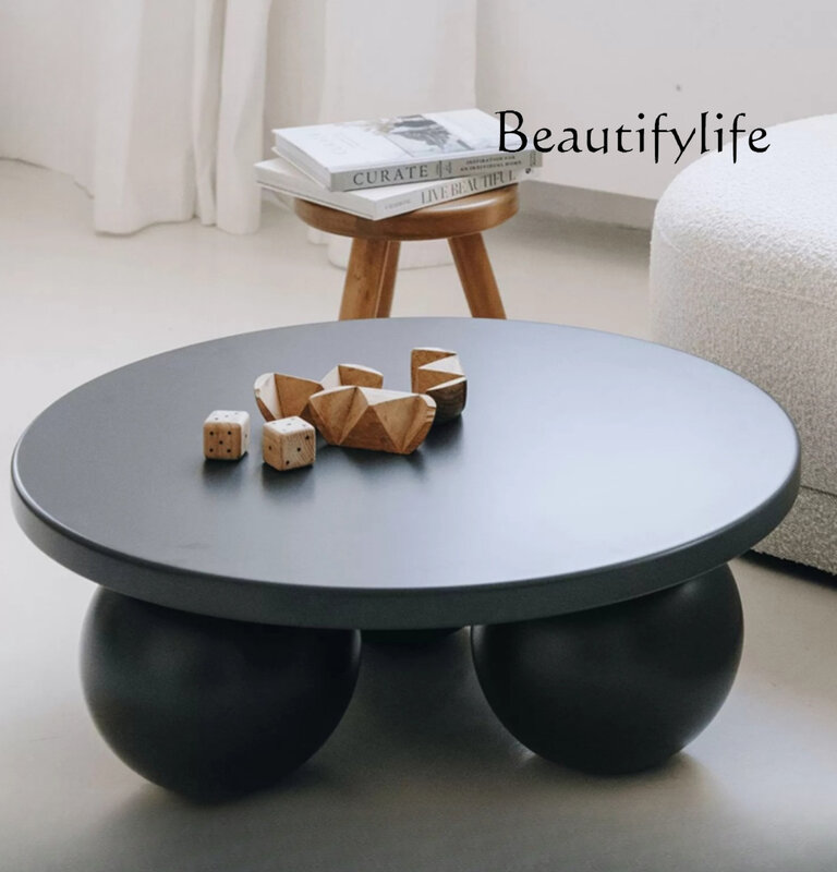 طاولة شاي مستديرة من الخشب الصلب بأسلوب Miji ، طاولة جانبية للأريكة وغرفة المعيشة في شقة صغيرة ، طاولة قهوة سوداء عتيقة