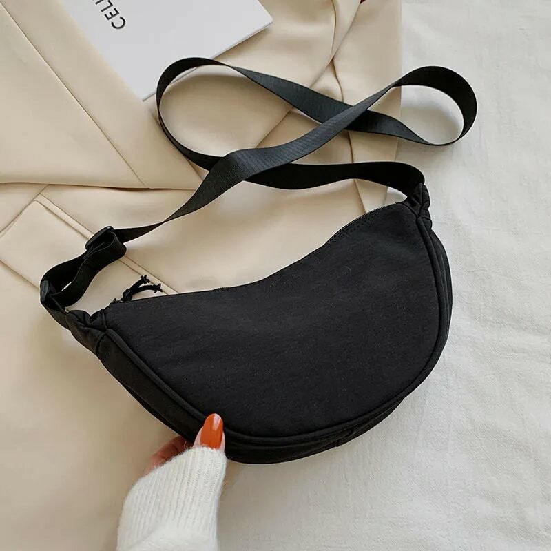 2023 nylon messenger bag women's new trendy dumpling bag lightweight small shoulder bag armpit bag simple shoulder canvas bag