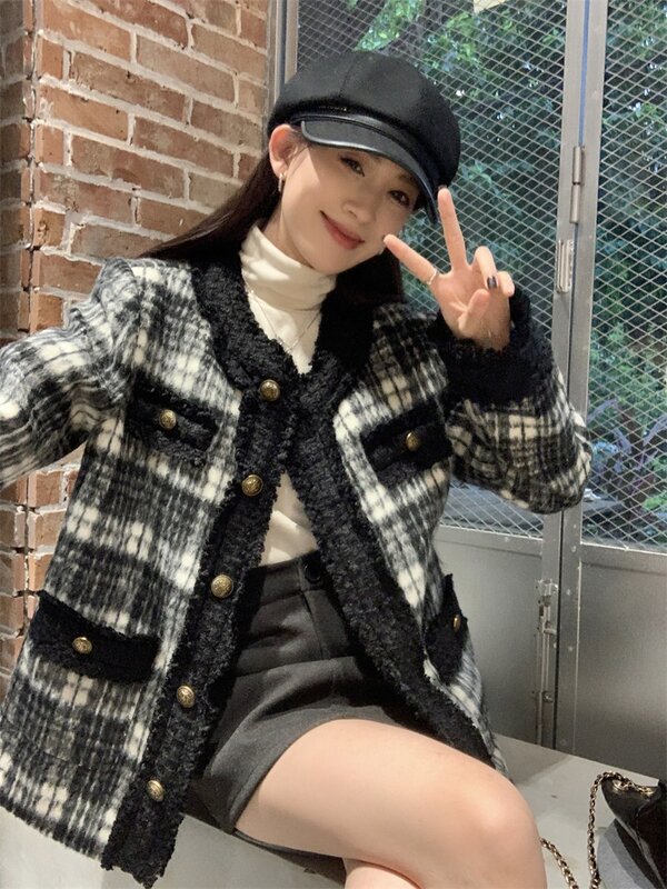 Jaket wol kotak-kotak wanita, pakaian Korea jaket leher bulat kasual longgar musim dingin 2023