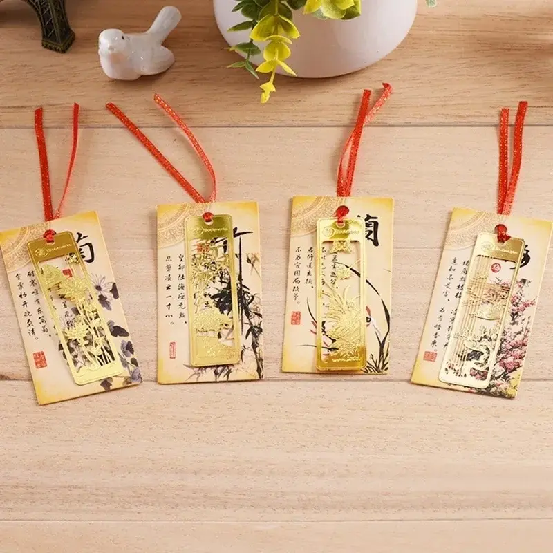 Chinese Style Bookmarks Creative Metal Hollow Out Book Mark Tasse with Red Knot for Kids Students School Supplies Gifts Random