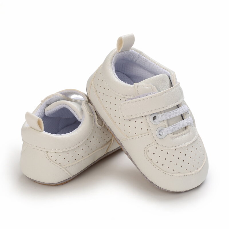 Zapatos de bebé recién nacido para hombres y mujeres, zapatos informales para niños, suela de goma antideslizante de PU, zapatos de bebé de cuero de Color puro a la moda