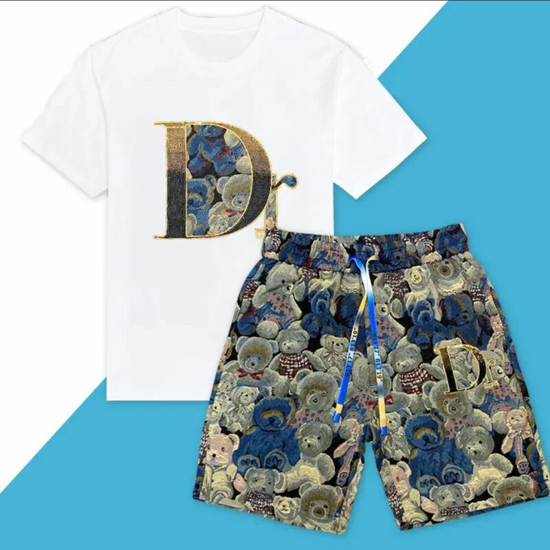 2024 New Summer Men's Set Shorts Set Casual New Quarter Shorts Short Sleeve Set Korean Edition Ice Silk T-shirt Two piece