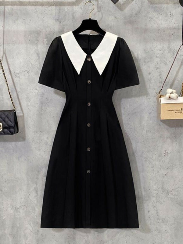 Zaciskająca talię sukienka wyszczuplająca 2024 nowa wiosna i lato oversize damska Slim Fit modna uniwersalna czarna sukienka