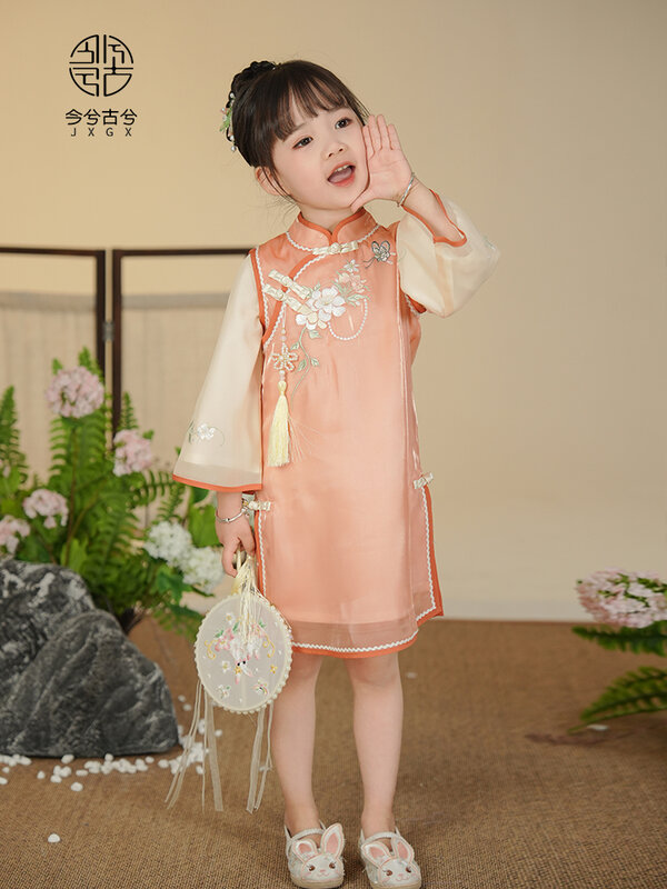 Hanfu Girls' Autumn Retro the Republic of China Style Inverted Big Sleeve Little Girl Green Fresh Dress