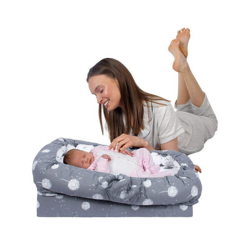 Tempat Tidur Bayi Ibu Bermotif Dandelion Berwarna Abu-abu