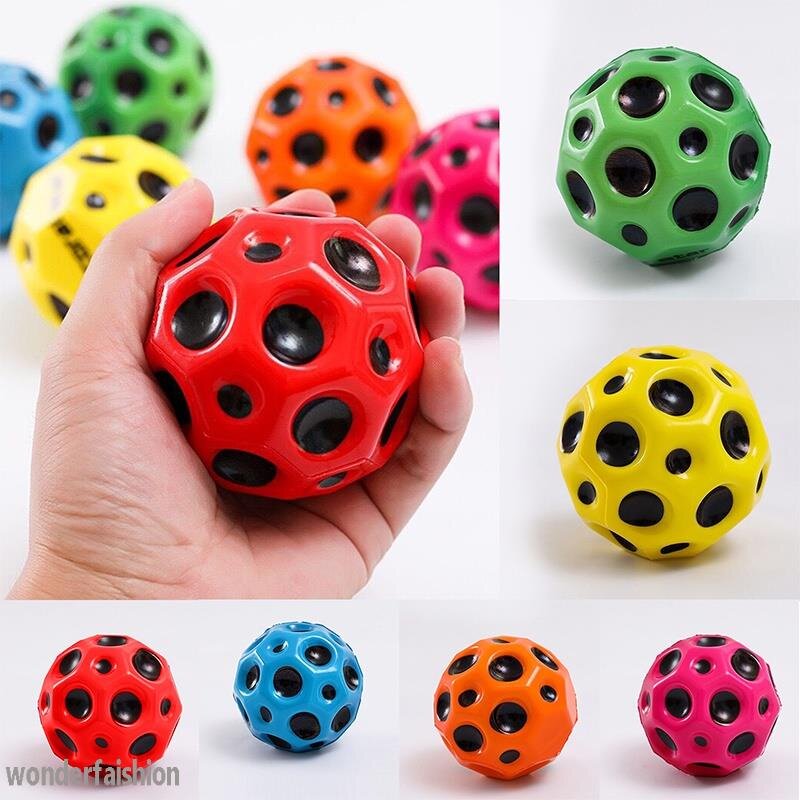 Bola de alta resiliência para crianças, bola bouncy macia, forma anti-queda da lua, bola porosa, brinquedo de jogo interno e externo, design ergonômico
