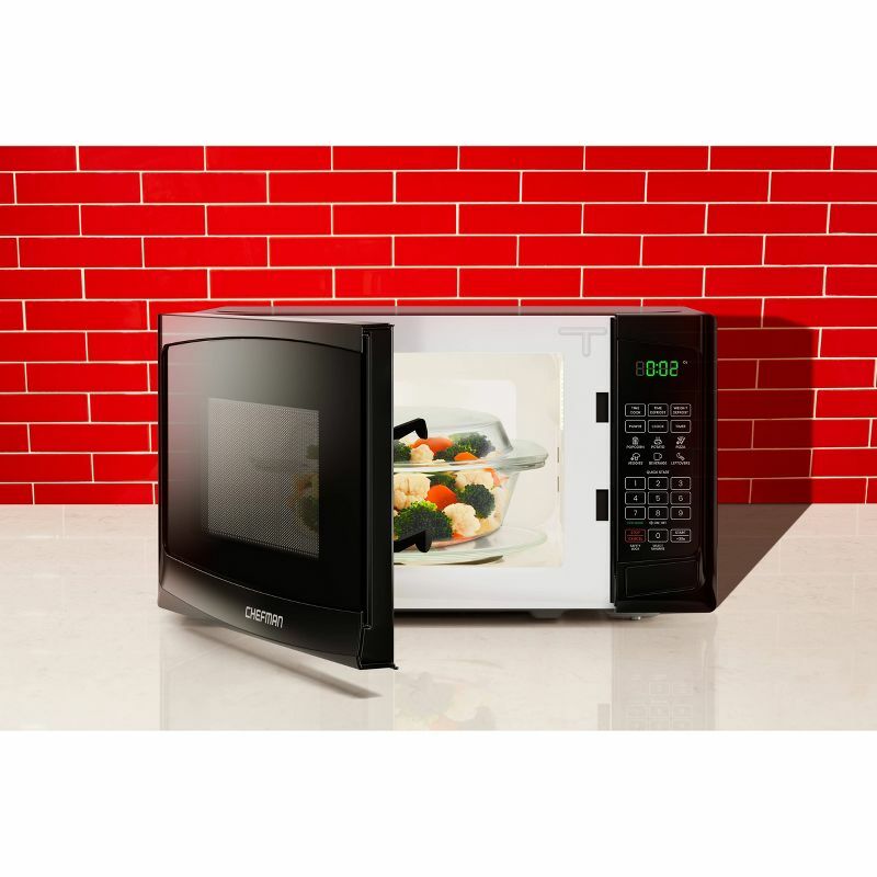 Small Living Spaces: Compact 0.7 Cu Ft Countertop Microwave