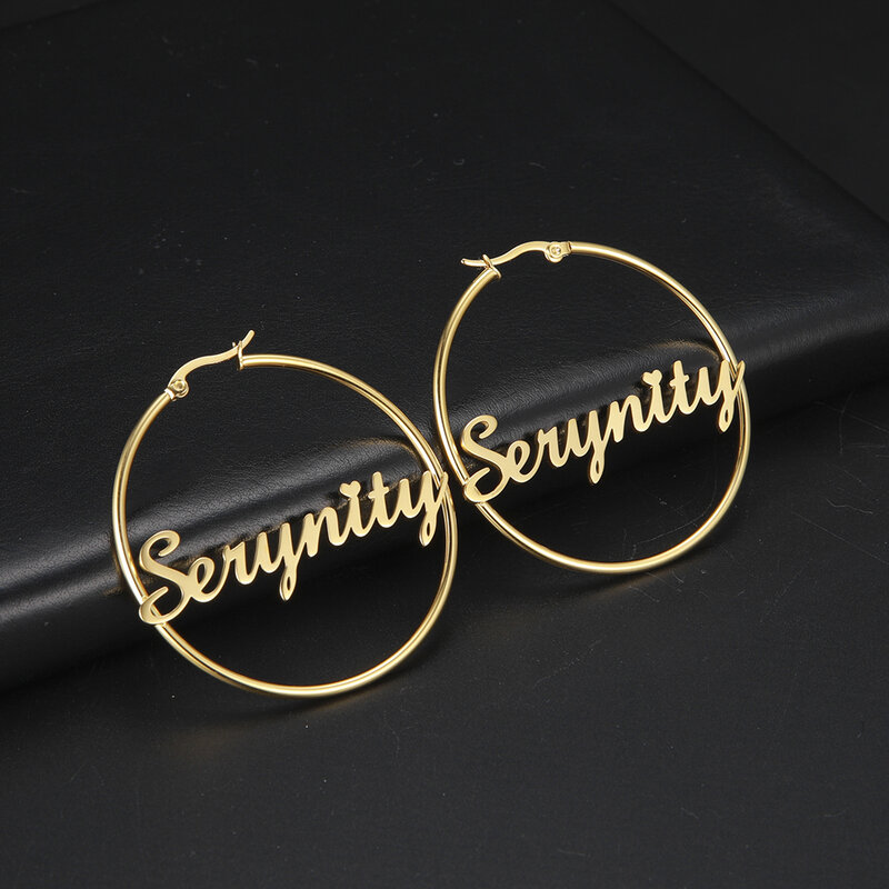 Серьги-кольца Lucktune с именем для женщин и девушек, персонализированные круглые серьги с именной табличкой из нержавеющей стали, ювелирные изделия на заказ