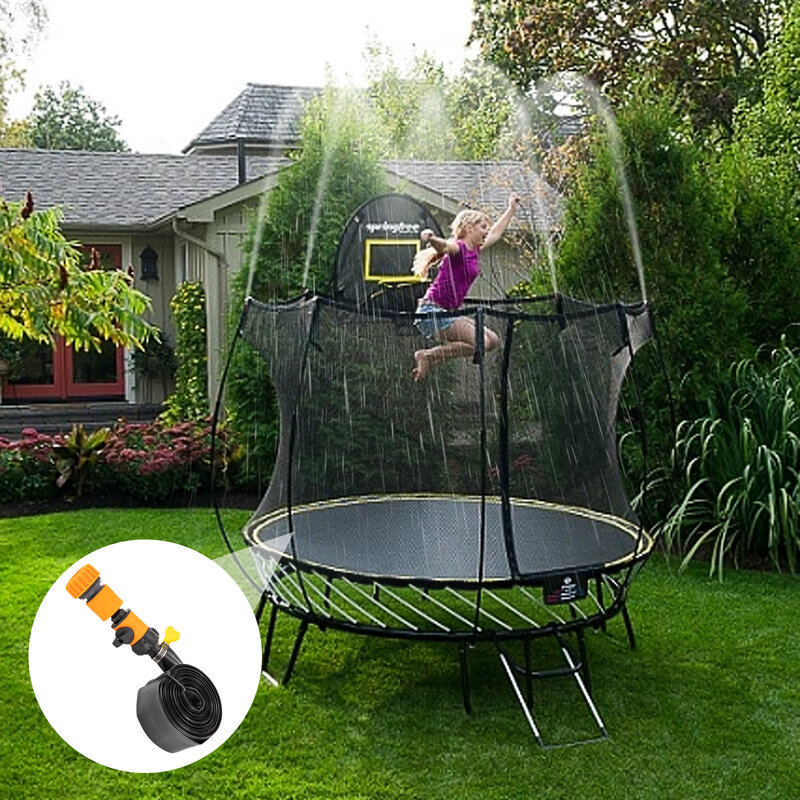 Alat penyiram trampolin luar ruangan, dengan mulut pipa dan kabel untuk anak-anak untuk pesta taman berenang kolam renang penyiram berkemah
