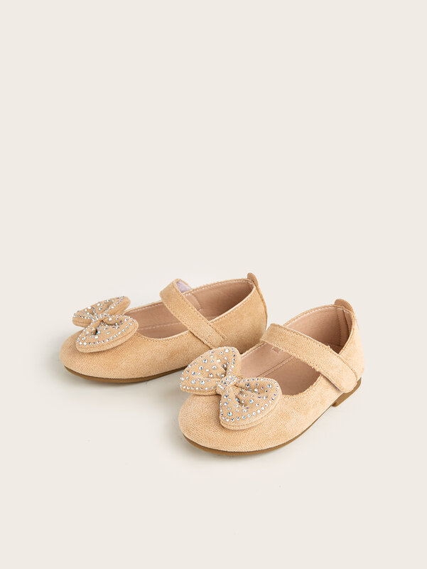 Piccole scarpe in pelle 2024 scarpe da donna con fiocco per bambini principessa moda casual antiscivolo scarpe per bambini scarpe da prestazione