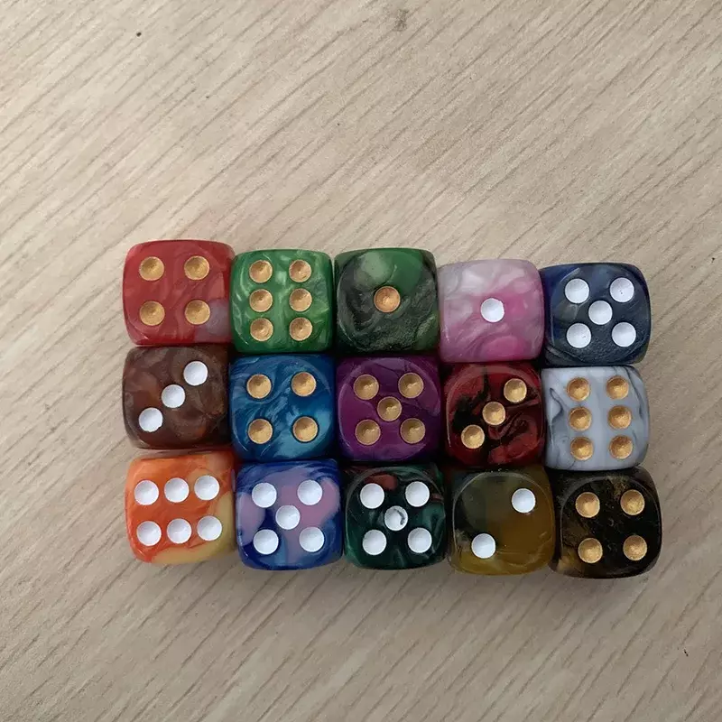 Juego de rompecabezas de dados de dos colores, juego divertido de dados de puntos coloridos, 15 tipos, 16mm, 5 piezas por juego