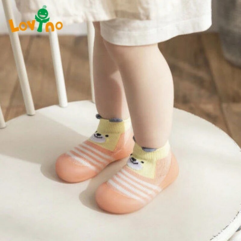 Zapatos antideslizantes con suelas de goma para bebé, Niña y niño pequeño, zapatos de dibujos animados para recién nacido, calcetines de piso informales cómodos, Otoño e Invierno