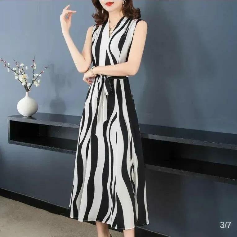 2024 Spring/Summer New Bohemian Stripe Fashion Versatile Sleeveless Dress Women's Mid Length Bottom Skirt