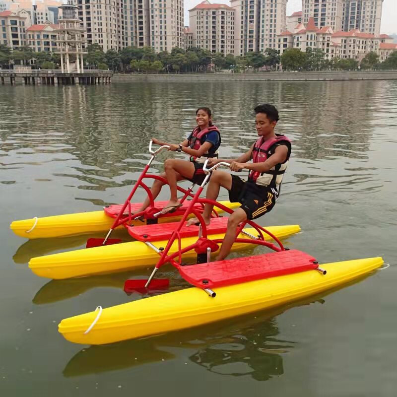 Tubos infláveis do pé da banana do mar, tamanho personalizado, bicicleta de água flutuante, alta qualidade