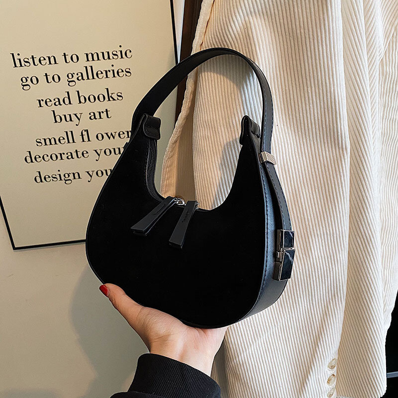 Женские боковые сумки на плечо из замши, новинка 2024, трендовая зимняя модная сумка-седло, маленькая сумка-клатч
