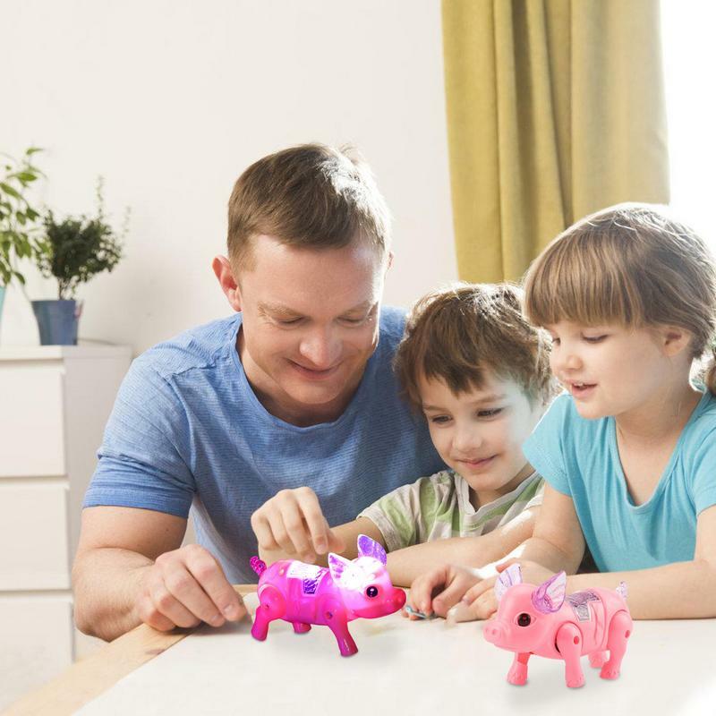 Mainan babi berjalan cahaya mainan babi dengan musik interaktif mainan hewan peliharaan babi hadiah animasi untuk anak laki-laki dan perempuan balita ulang tahun