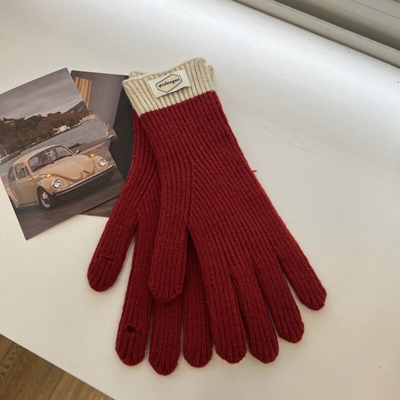Женские зимние перчатки с цветными блоками и маркировкой на полный палец и отверстием для сенсорного экрана DXAA