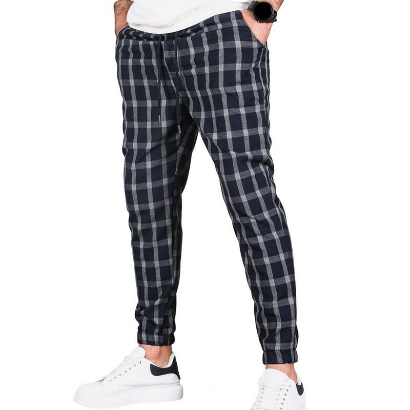 Men Pants Color Matching Plaid Print Drawstring Elastic Waist Ankle-banded Pockets Mid Waist Sports Jogging Trousers Sweatpans
