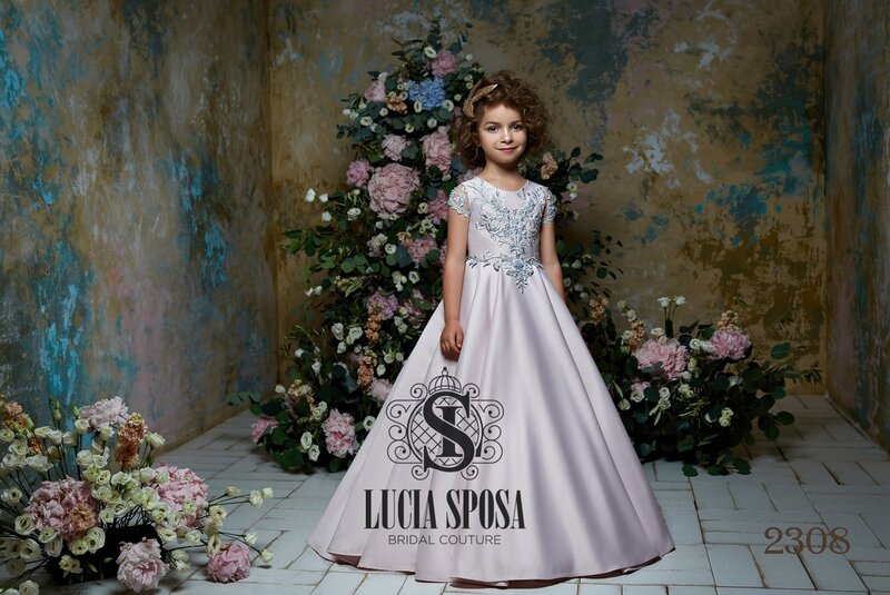 FATAPAESE Luxury Princess Ball Gowns for Kids Flower Girl Dresses Lace Floral Sleevelss Ball Gown Fluffy A Line cattedrale Train