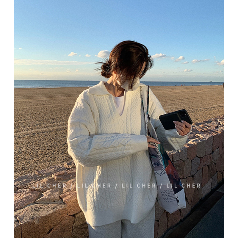 ผู้หญิงฤดูหนาวเสื้อผ้า Ivory เสื้อเปิดคอ Twist MODE Korea หลวม Retro Pullover แขนยาว Baju Atasan Rajut