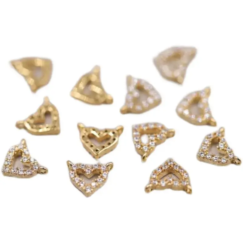 Micro-set di zirconi placcati in oro doppio ciondolo a forma di cuore con raccordo a mano fai da te placcato in rame oro 14K