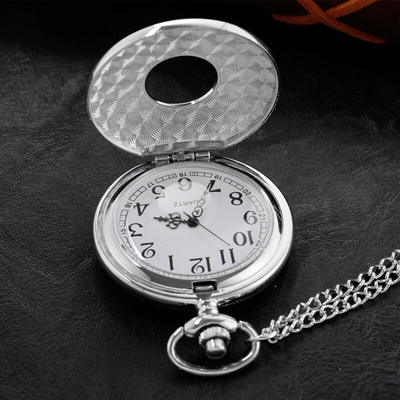 Reloj de bolsillo para hombre y mujer, colgante de sincronización de collar neutro de alta calidad, regalo, reloj de bolsillo de cuarzo tallado hueco plateado