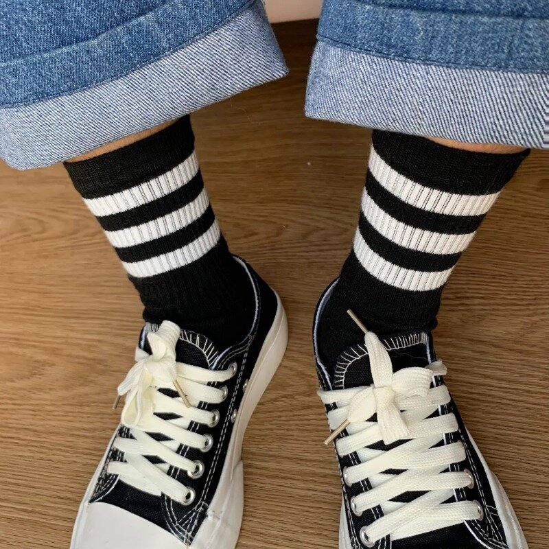 Solid Color Stripe Socks for Women Warm Cotton Long Socks Girls Street Hip Hop Skateboard Sports Socks Casual Middle Tube Socks